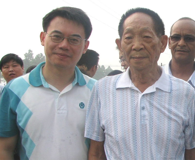 湖南省国际认证译员与袁隆平院士合影